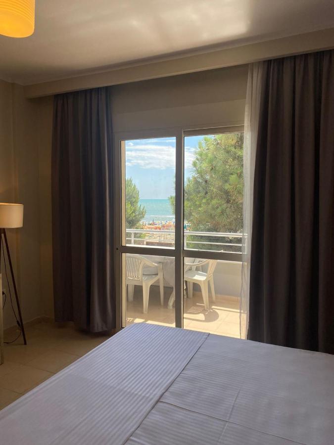 Rumar Hotel Durrës Kültér fotó