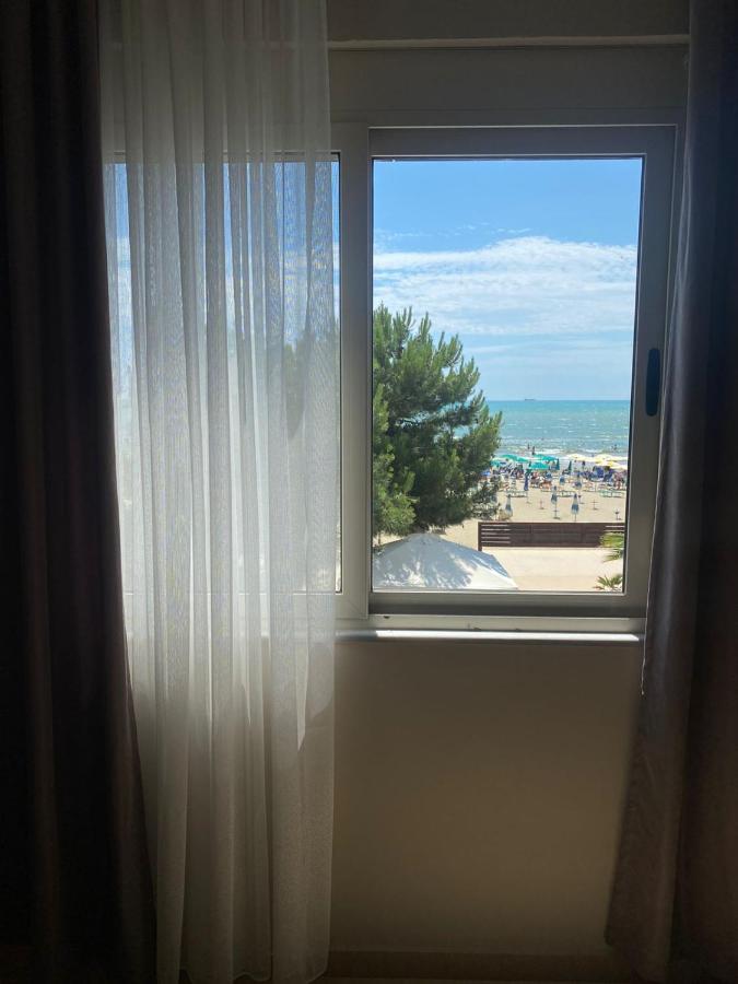 Rumar Hotel Durrës Kültér fotó