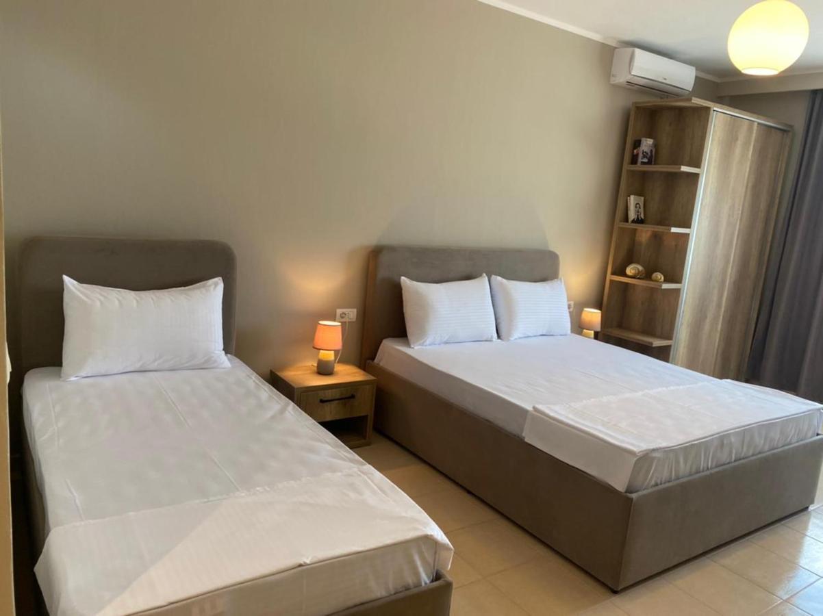 Rumar Hotel Durrës Kültér fotó
