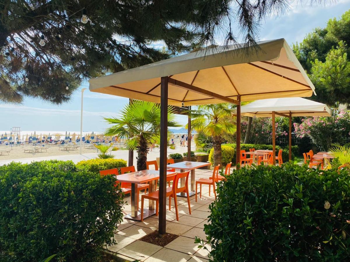 Rumar Hotel Durrës Kültér fotó