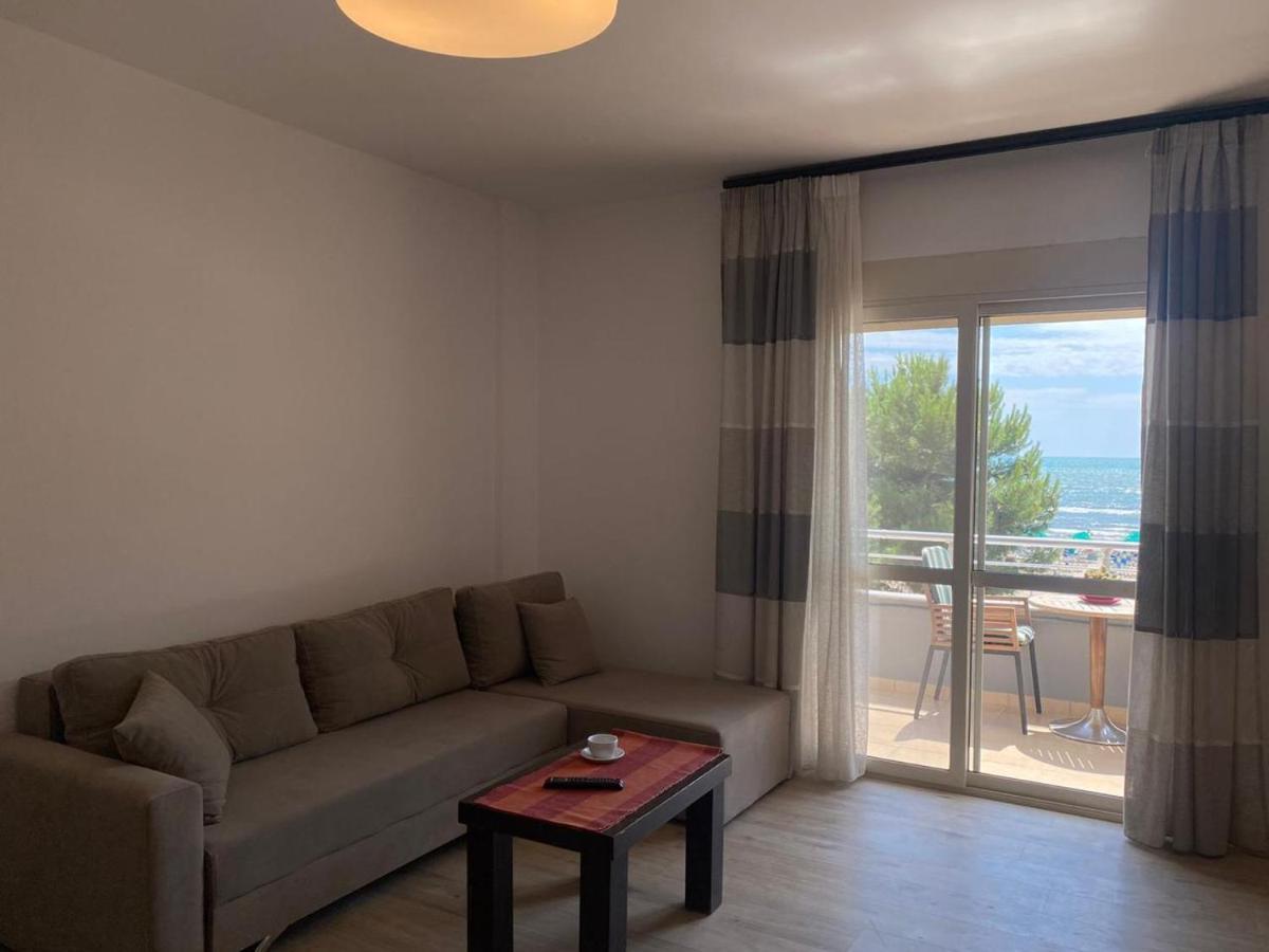 Rumar Hotel Durrës Kültér fotó