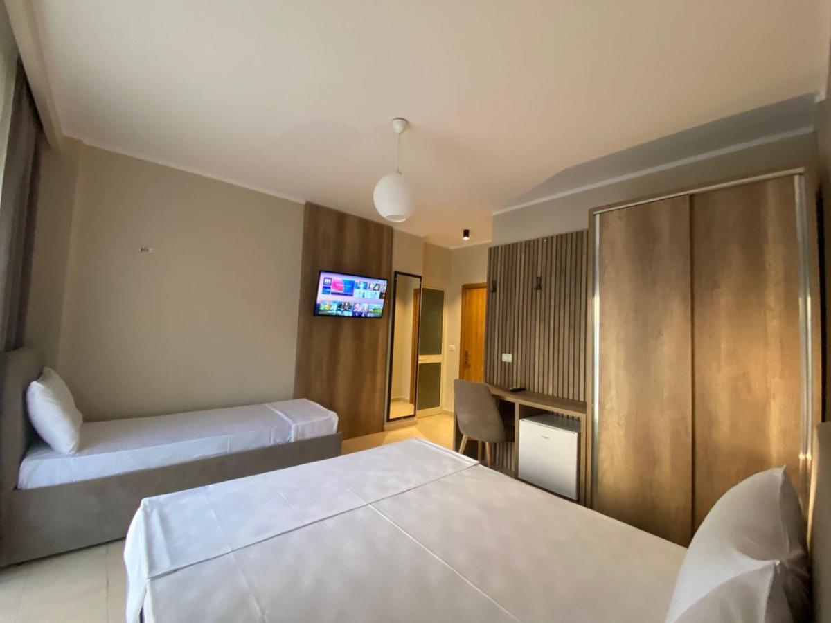 Rumar Hotel Durrës Kültér fotó