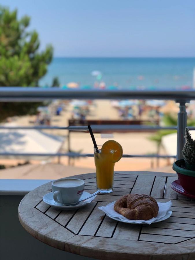 Rumar Hotel Durrës Kültér fotó