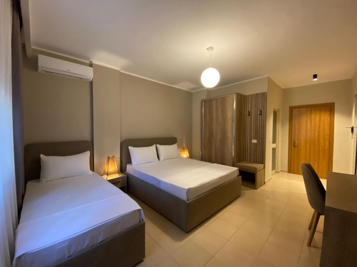 Rumar Hotel Durrës Kültér fotó